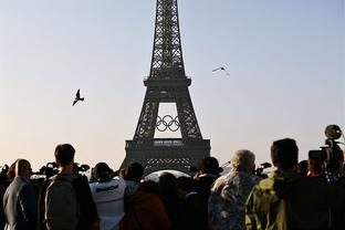 ?巴黎球迷与多特球迷赛后爆发冲突，防暴警察介入